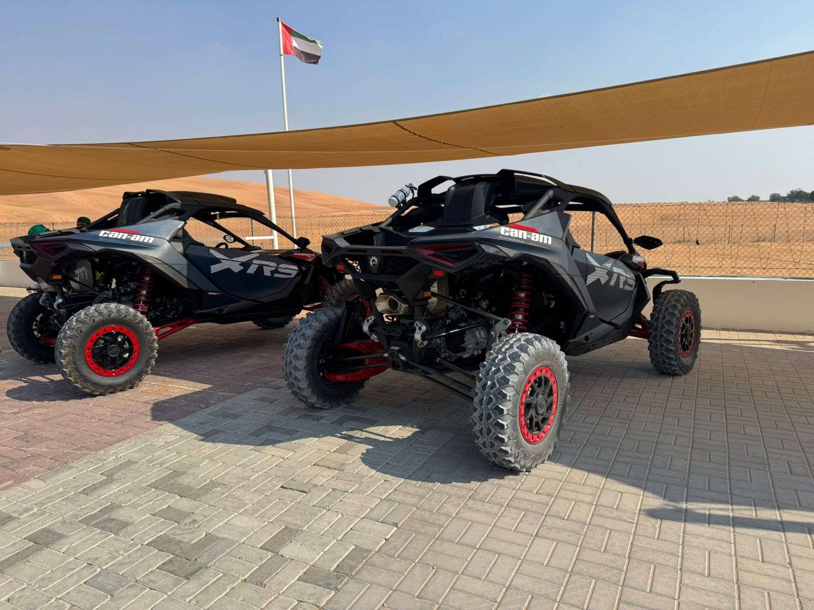 Can-Am Maverick R MAX X RS 25 dune buggy tour dubai - Book now